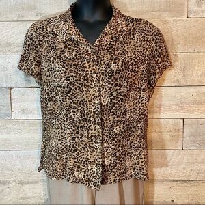 Emma‎ James  vintage women's animal print button up blouse in size 16P